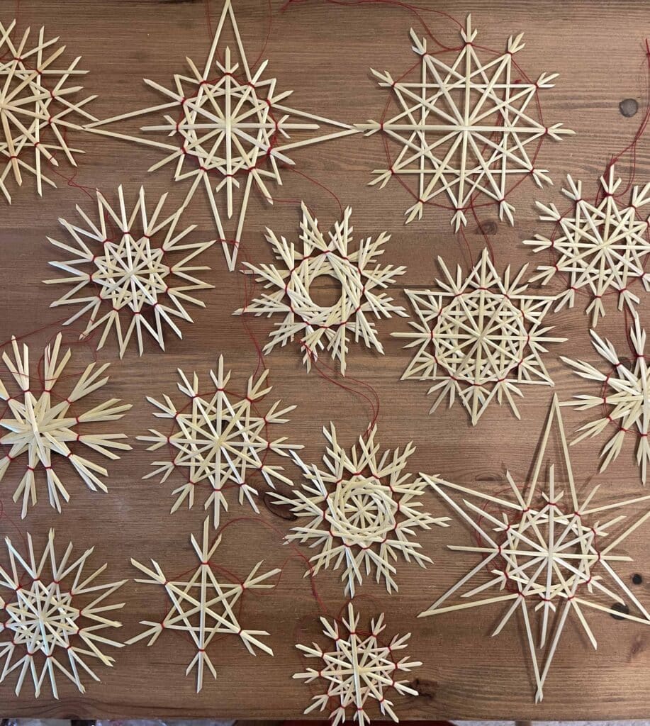 Straw stars and snowflakes